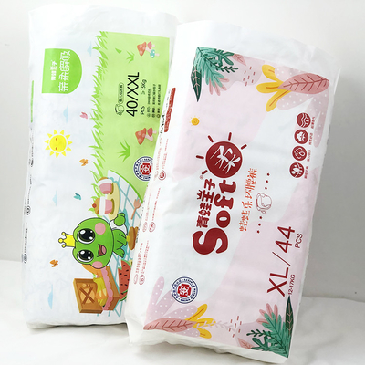 De Broek In te ademen Zachte Luiers van de baby trekken de Beschikbare Luier Nappies uit