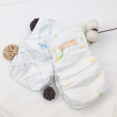 OEM Zwitserse kwaliteit Enorme absorptie babyluiers Luiers Zachte pull-up babyluiers