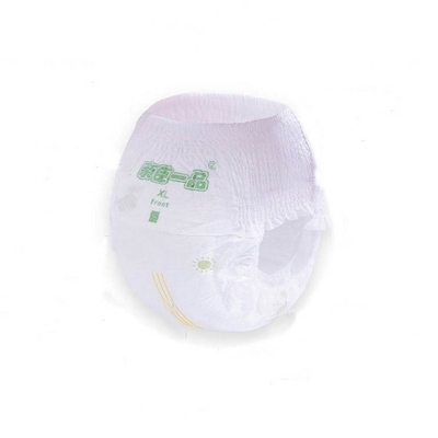 De gemakkelijke Luiers van de Slijtagebaby trekken Luiers van de Broek de Beschikbare Baby uit