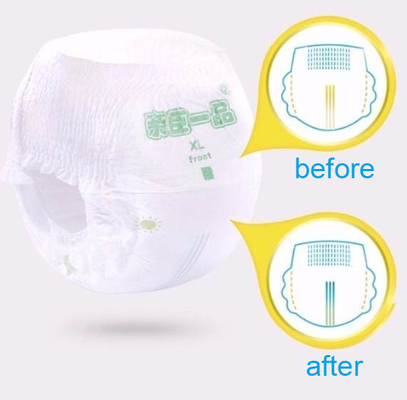 De gemakkelijke Luiers van de Slijtagebaby trekken Luiers van de Broek de Beschikbare Baby uit