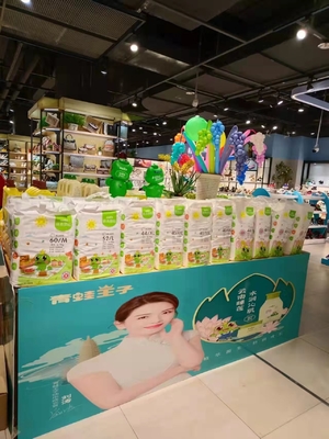 Beste Verkopende van de Babyluiers van de Fabrieksprijs van de Babyluiers Beschikbare In het groot Zachte de Babyluiers