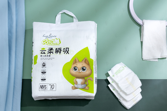 De in te ademen Oppervlakte sorteert Nappies van een Beschikbare Babyluier