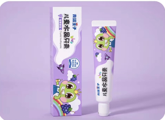 Het purpere Hulpmiddel die van de Druiven Mondelinge Hygiëne Tanden witten Geen Sugar Added Toothpaste